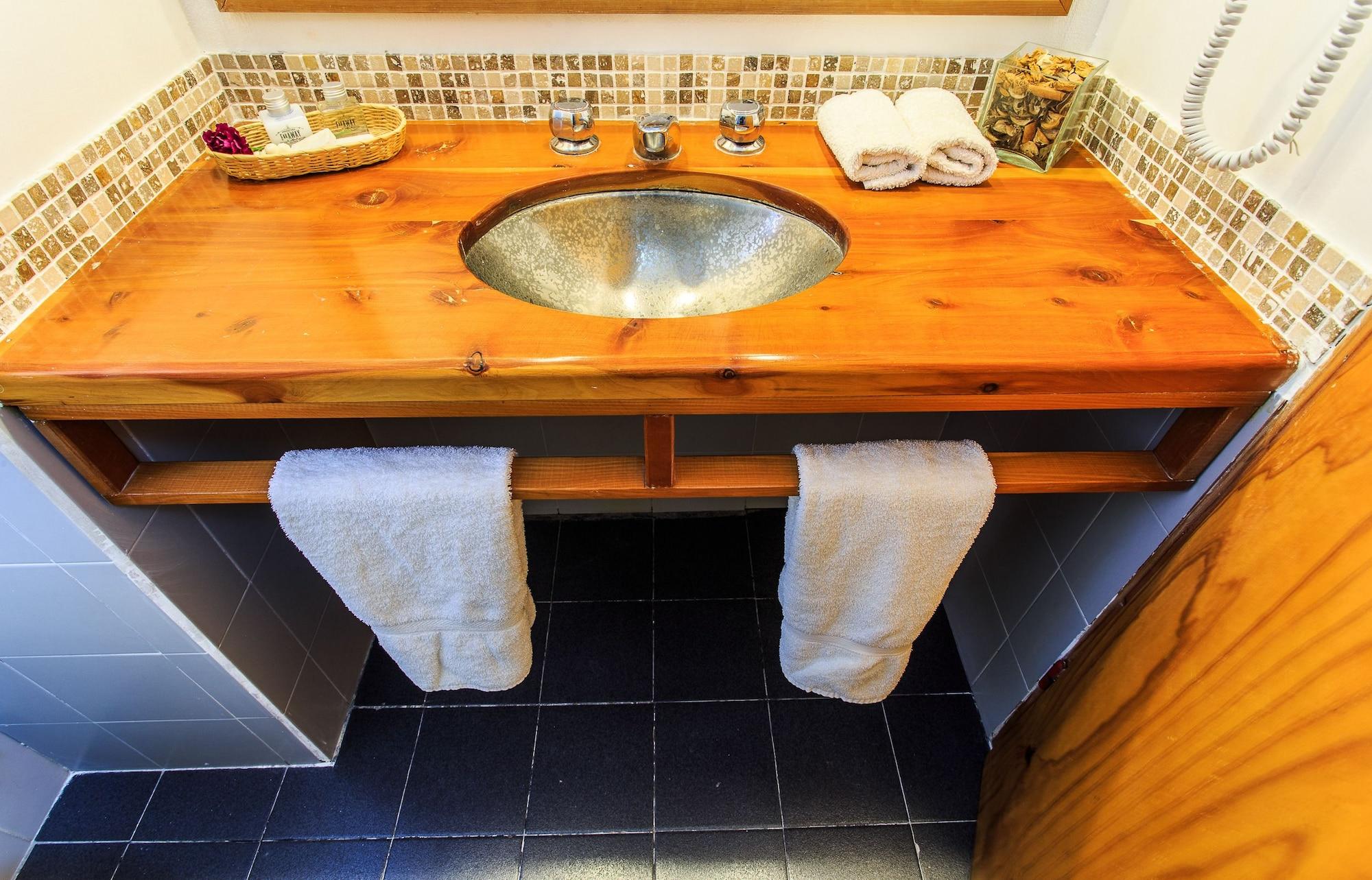 Faraway Hotel Villa La Angostura Kültér fotó